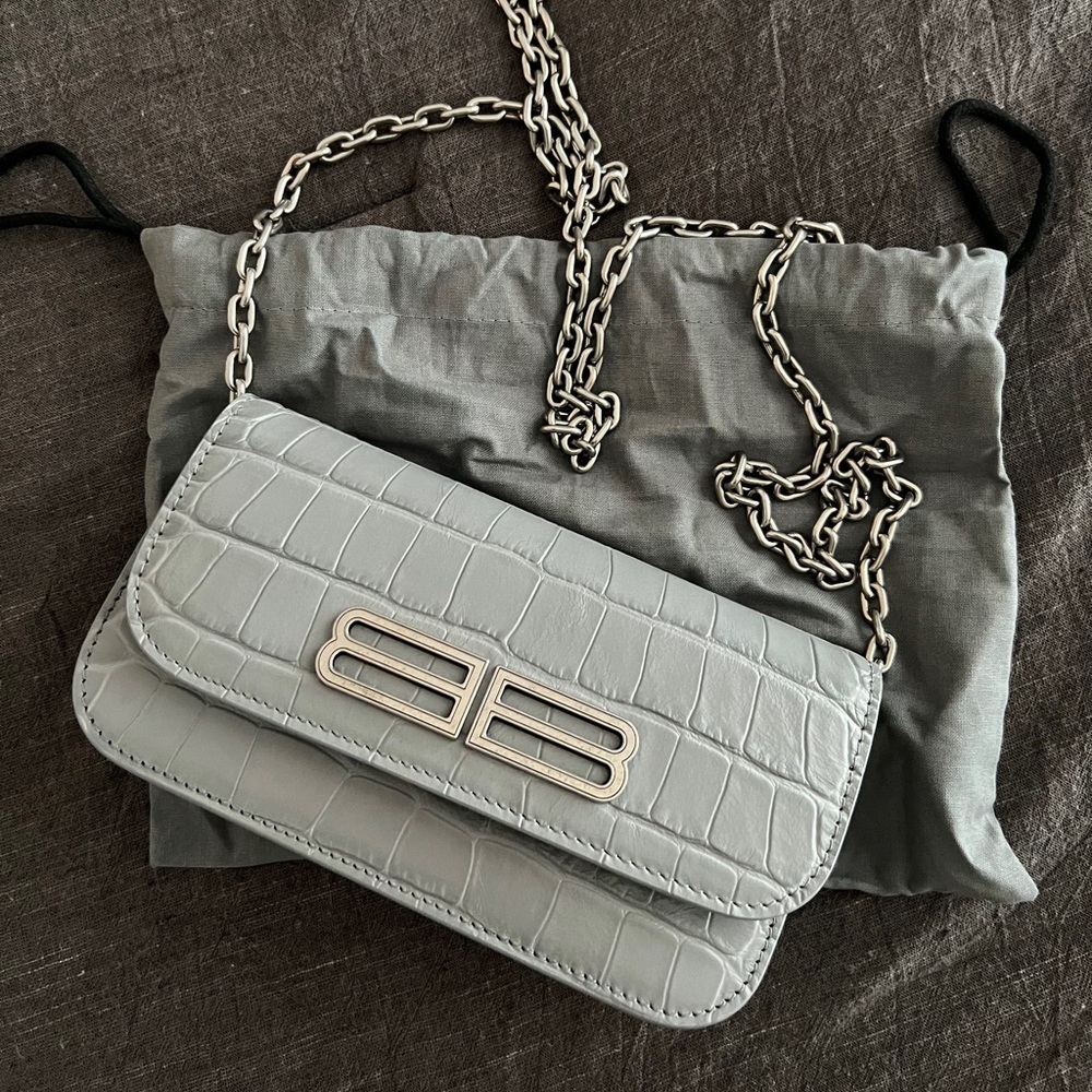 Balenciaga “GOSSIP” Wallet on Chain